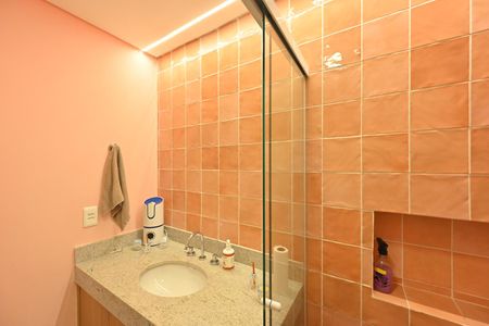 Apartamento à venda com 95m², 2 quartos e 2 vagas Apartamento à venda com 95m², 2 quartos e 2 vagasBanheiro Social