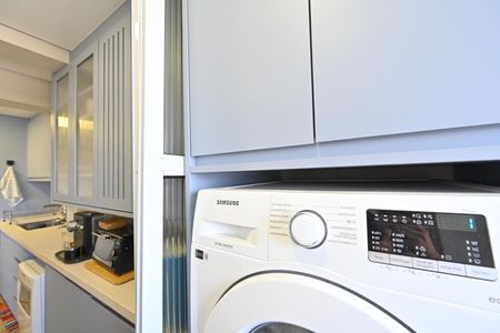 Apartamento à venda com 95m², 2 quartos e 2 vagas Apartamento à venda com 95m², 2 quartos e 2 vagasLavanderia
