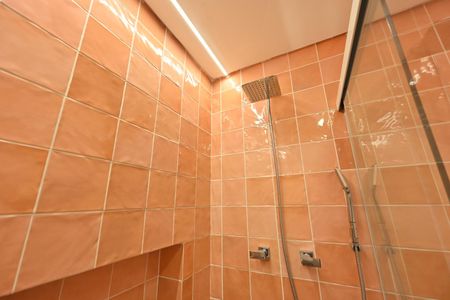 Apartamento à venda com 95m², 2 quartos e 2 vagas Apartamento à venda com 95m², 2 quartos e 2 vagasBanheiro Social