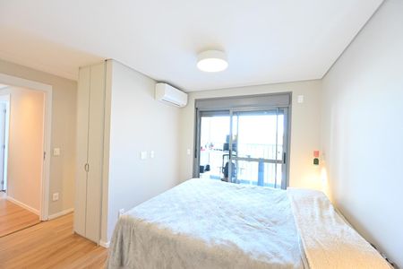 Apartamento à venda com 95m², 2 quartos e 2 vagas Apartamento à venda com 95m², 2 quartos e 2 vagasSuíte
