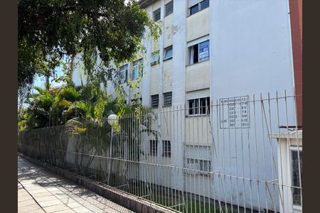 Apartamento à venda com 81m², 3 quartos e 1 vaga Apartamento à venda com 81m², 3 quartos e 1 vagaFachada