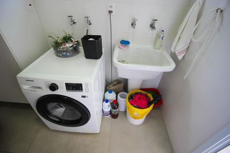 Casa de condomínio para alugar com 285m², 3 quartos e 6 vagas