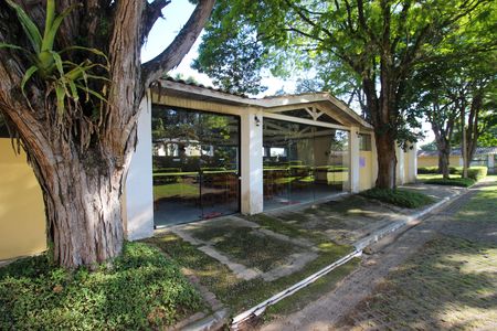 Casa de condomínio para alugar com 285m², 3 quartos e 6 vagas
