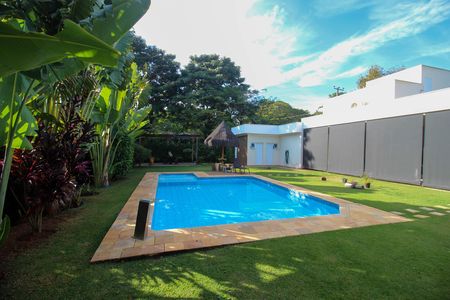 Casa de condomínio para alugar com 285m², 3 quartos e 6 vagas