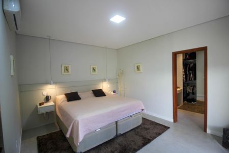 Casa de condomínio para alugar com 285m², 3 quartos e 6 vagas