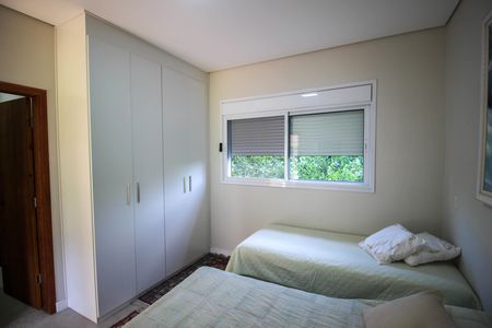 Casa de condomínio para alugar com 285m², 3 quartos e 6 vagas