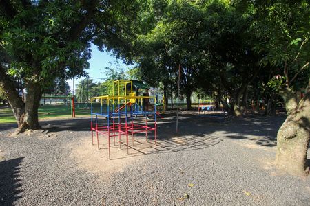 Casa de condomínio para alugar com 285m², 3 quartos e 6 vagas