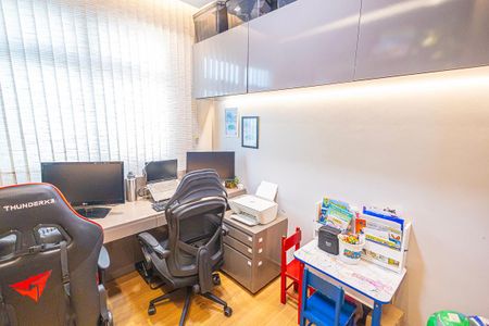 Apartamento à venda com 85m², 3 quartos e 2 vagasquarto 3