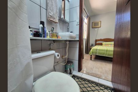 Casa à venda com 100m², 2 quartos e 4 vagas