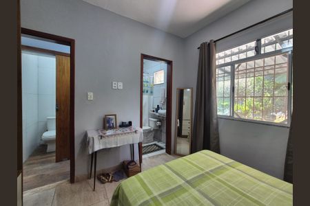 Casa à venda com 100m², 2 quartos e 4 vagas