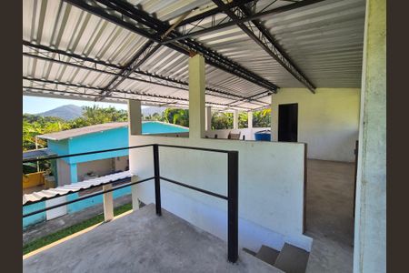 Casa à venda com 100m², 2 quartos e 4 vagas