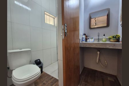 Casa à venda com 100m², 2 quartos e 4 vagas