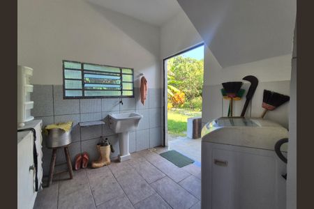 Casa à venda com 100m², 2 quartos e 4 vagas