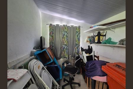 Casa à venda com 100m², 2 quartos e 4 vagas