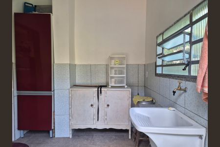 Casa à venda com 100m², 2 quartos e 4 vagas