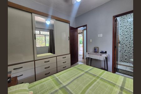 Casa à venda com 100m², 2 quartos e 4 vagas
