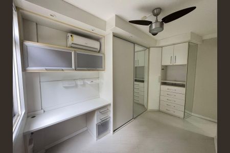 Apartamento para alugar com 107m², 3 quartos e sem vagaQuarto