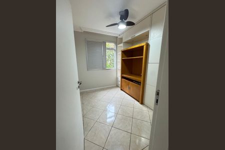 Apartamento para alugar com 107m², 3 quartos e sem vagaQuarto