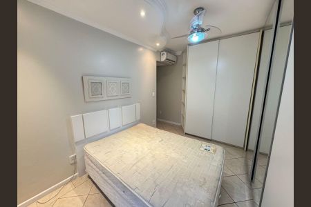 Apartamento para alugar com 107m², 3 quartos e sem vagaQuarto