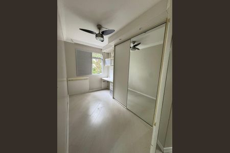 Apartamento para alugar com 107m², 3 quartos e sem vagaQuarto