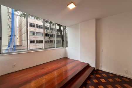 Sala 2 de apartamento para alugar com 2 quartos, 110m² em Copacabana, Rio de Janeiro