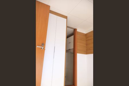 Apartamento para alugar com 2 quartos, 42m² em Jardim Placaford, Salvador