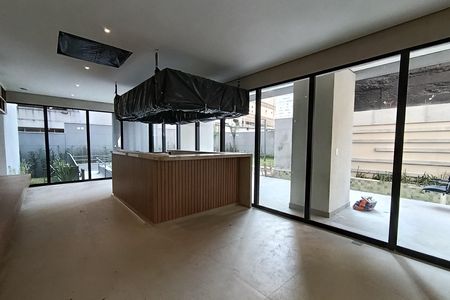 Studio à venda com 25m², 1 quarto e sem vaga Studio à venda com 25m², 1 quarto e sem vagaBar da Piscina