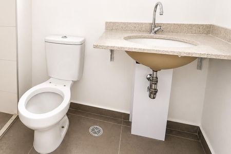 Studio à venda com 25m², 1 quarto e sem vaga Studio à venda com 25m², 1 quarto e sem vagaBanheiro