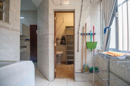 Apartamento para alugar com 110m², 4 quartos e 1 vagaÁrea de Serviço