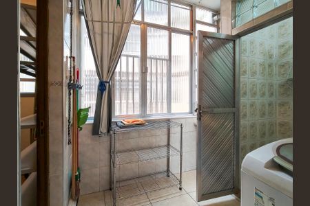 Apartamento para alugar com 110m², 3 quartos e 1 vagaÁrea de Serviço
