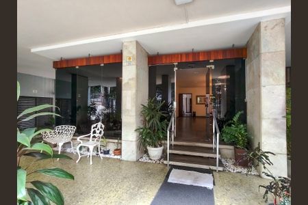 Apartamento para alugar com 110m², 3 quartos e 1 vagaFachada e portaria