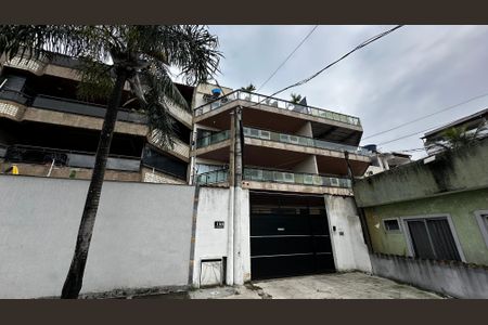 Apartamento para alugar com 115m², 3 quartos e 1 vaga Apartamento para alugar com 115m², 3 quartos e 1 vagaFachada