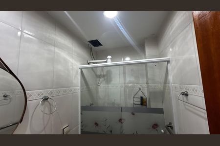 Apartamento para alugar com 115m², 3 quartos e 1 vaga Apartamento para alugar com 115m², 3 quartos e 1 vagaBanheiro social