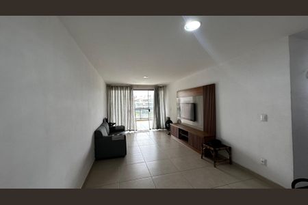 Apartamento para alugar com 115m², 3 quartos e 1 vaga Apartamento para alugar com 115m², 3 quartos e 1 vagaSala