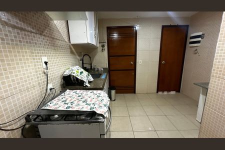 Apartamento para alugar com 115m², 3 quartos e 1 vaga Apartamento para alugar com 115m², 3 quartos e 1 vagaCozinha