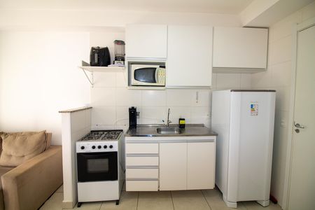 Apartamento à venda com 27m², 1 quarto e sem vaga Apartamento à venda com 27m², 1 quarto e sem vagaCozinha e Área de Serviço