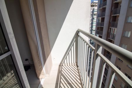 Apartamento à venda com 27m², 1 quarto e sem vaga Apartamento à venda com 27m², 1 quarto e sem vagaTerraço