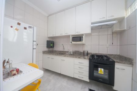 Apartamento para alugar com 93m², 2 quartos e 1 vagaCozinha