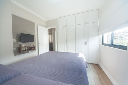 Apartamento para alugar com 93m², 2 quartos e 1 vagaquarto 2