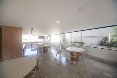 Apartamento para alugar com 93m², 2 quartos e 1 vagaÁrea comum - Salão de festas