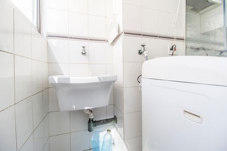 Apartamento para alugar com 58m², 2 quartos e 1 vagaÁrea de Serviço