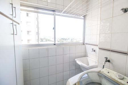 Apartamento para alugar com 58m², 2 quartos e 1 vagaÁrea de Serviço