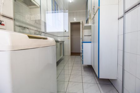 Apartamento para alugar com 58m², 2 quartos e 1 vagaÁrea de Serviço