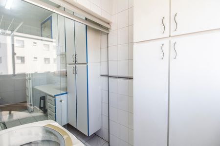 Apartamento para alugar com 58m², 2 quartos e 1 vagaÁrea de Serviço