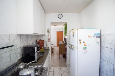 Apartamento à venda com 50m², 2 quartos e 1 vaga Apartamento à venda com 50m², 2 quartos e 1 vagaCozinha e Área de Serviço