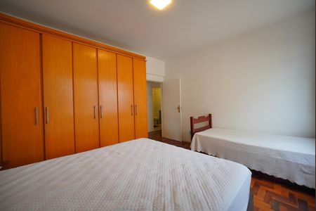 Apartamento para alugar com 106m², 3 quartos e 1 vagaQuarto 2 