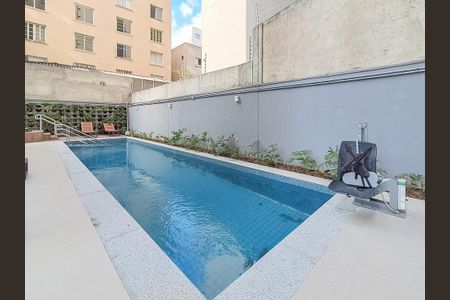 Apartamento à venda com 29m², 1 quarto e sem vagaÁrea comum - Piscina