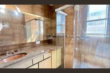 Apartamento à venda com 179m², 4 quartos e 2 vagas