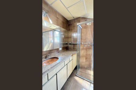 Apartamento à venda com 179m², 4 quartos e 2 vagas
