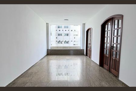 Apartamento à venda com 179m², 4 quartos e 2 vagas
